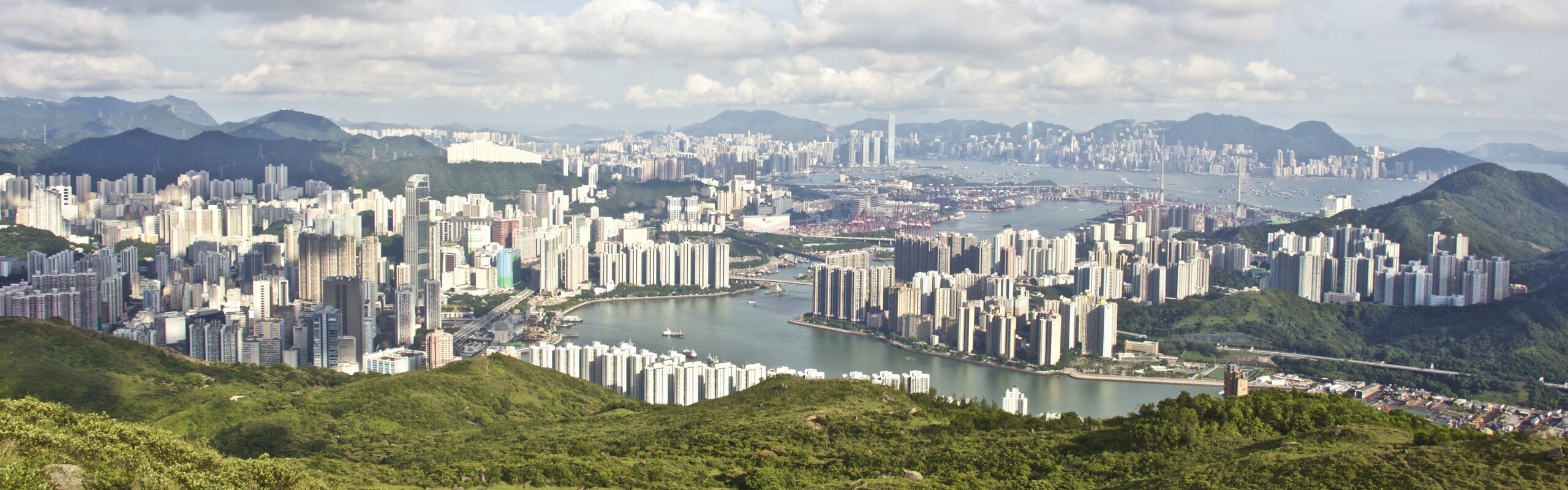 Best Times to Visit Hong Kong 2026 & Typhoon Season