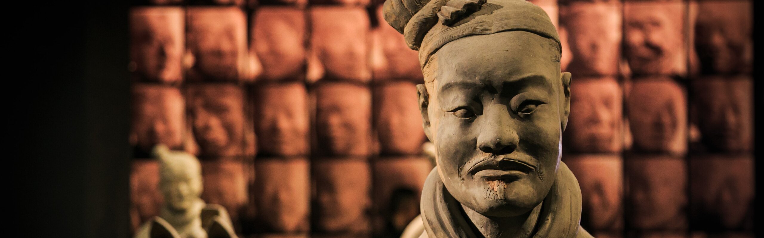  How to Plan a Hong Kong to Xi’an Tour 