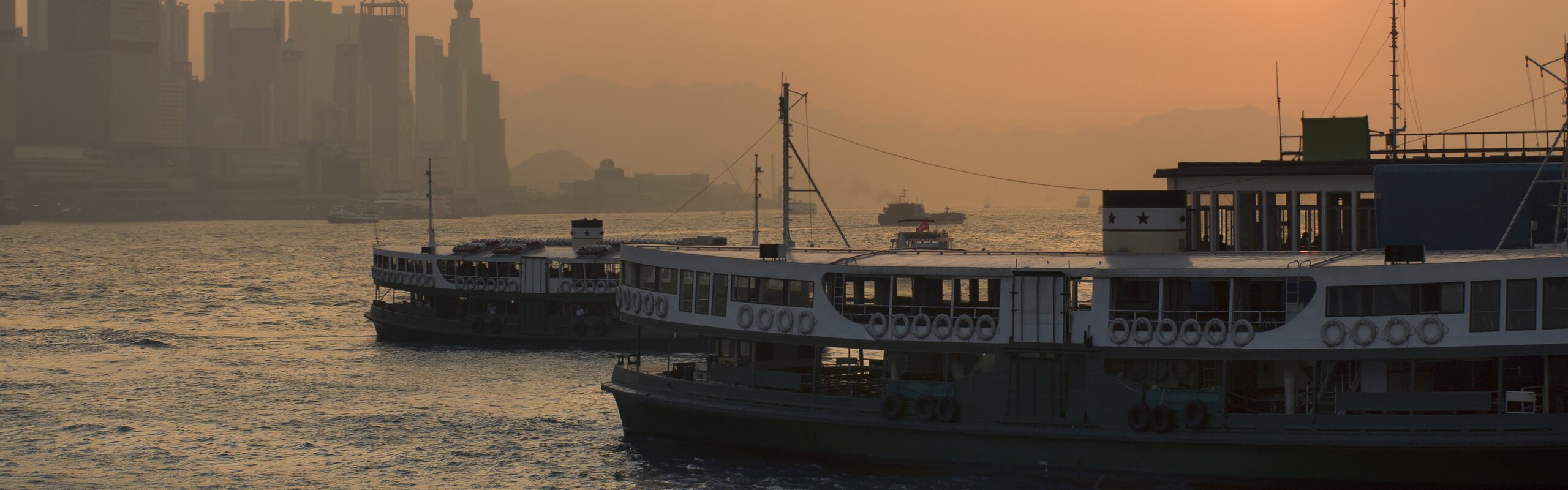  The Star Ferry Hong Kong: Expert Tips, Mini Tour 
